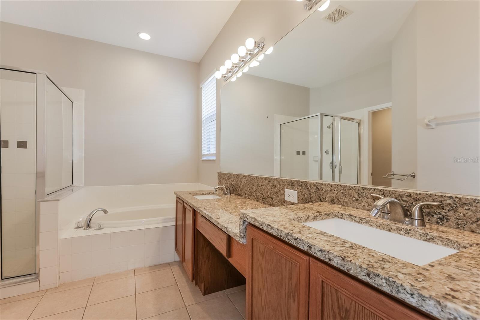 Image 13 of 21 For 650 Chesney Drive