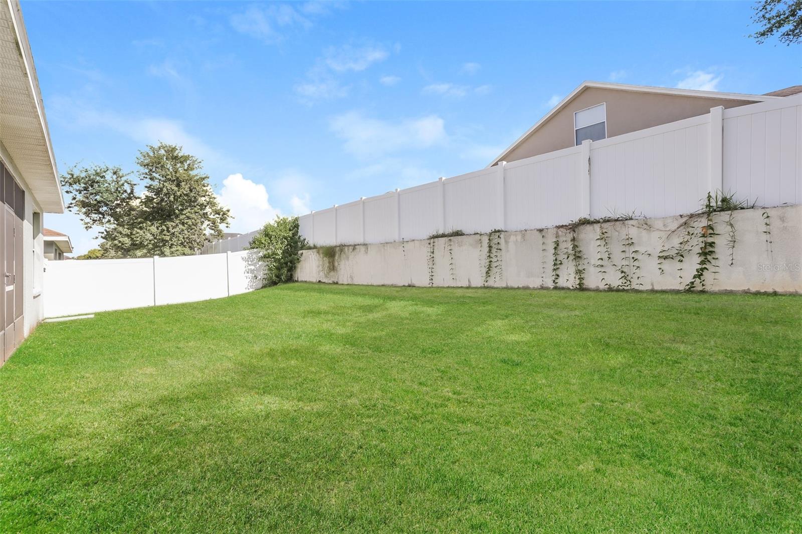 Image 20 of 21 For 650 Chesney Drive