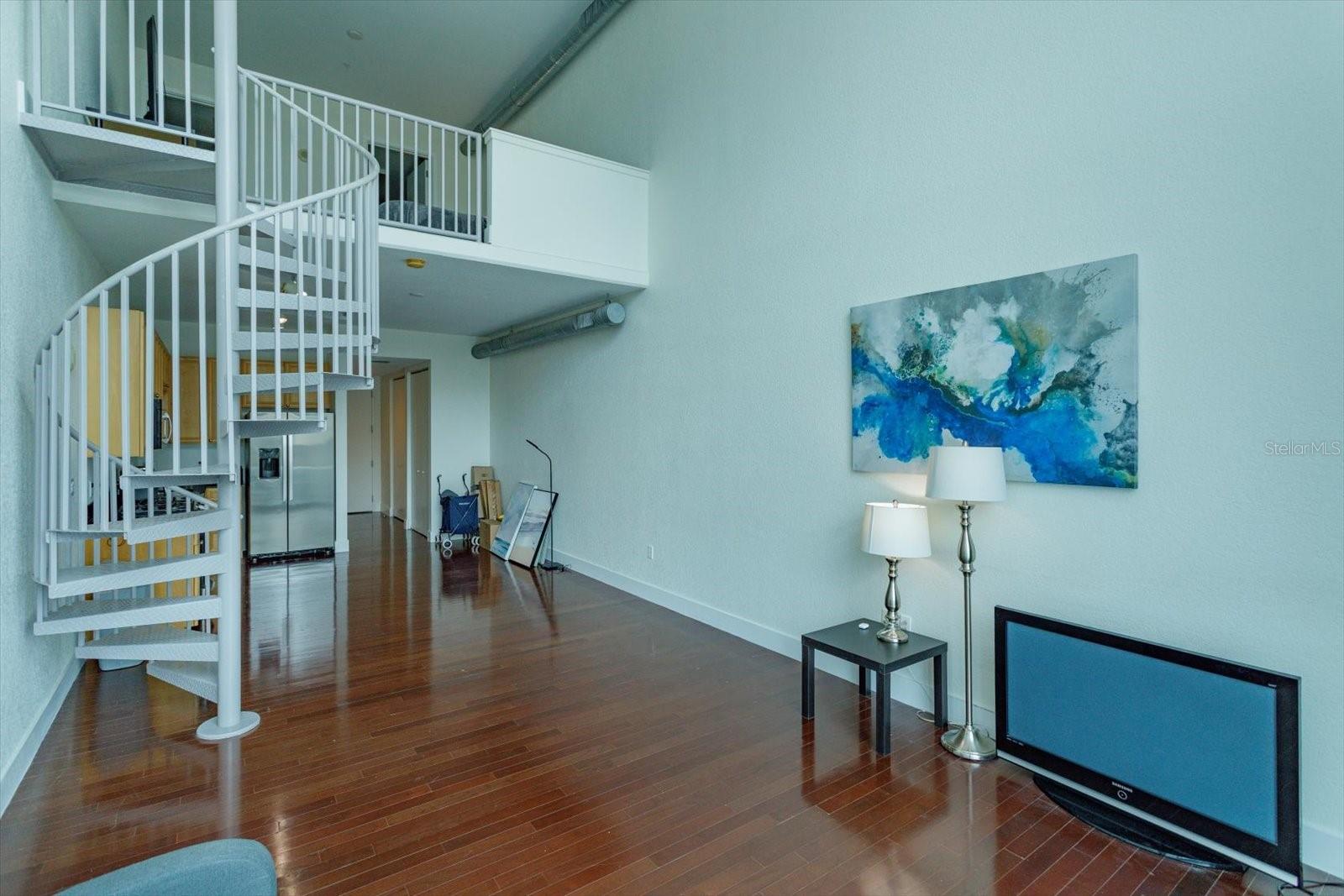 Image 11 of 20 For 150 Robinson Street 1421