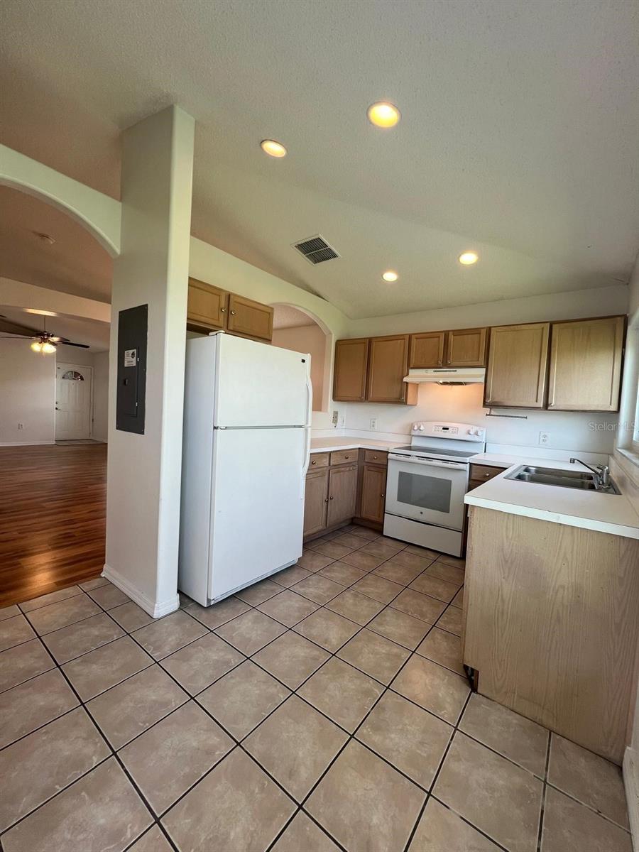Image 22 of 25 For 2816 Osprey Cove Place 201