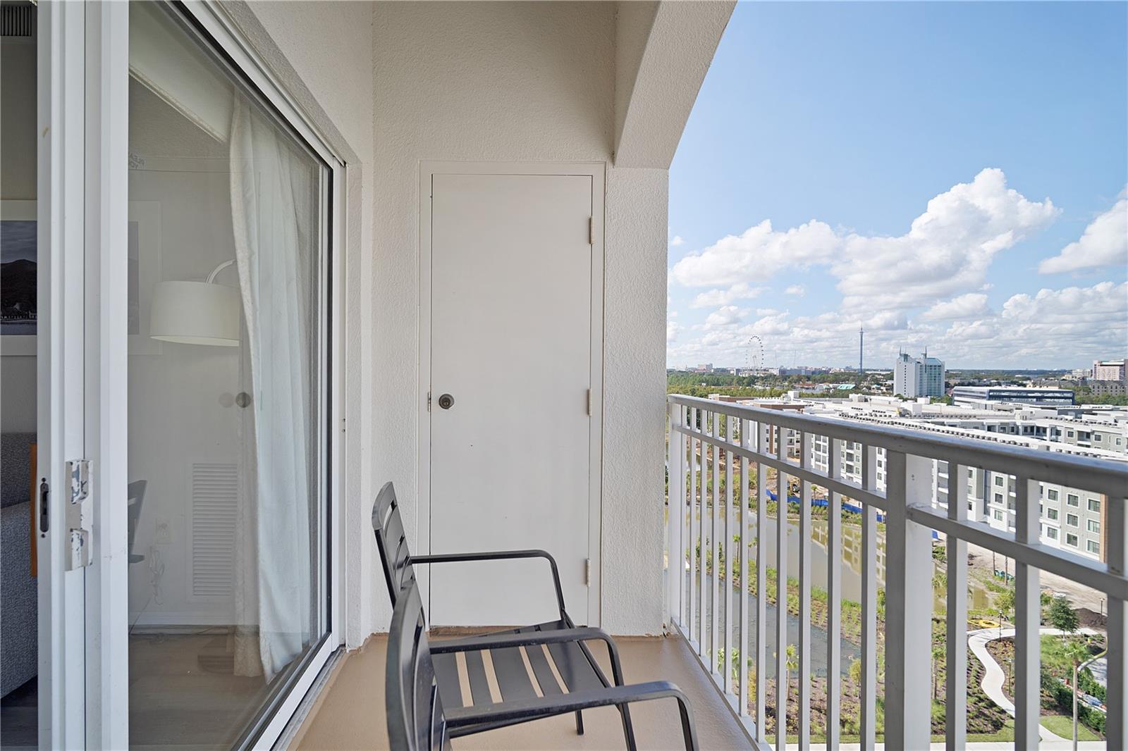 Image 21 of 28 For 7395 Universal Boulevard 1203