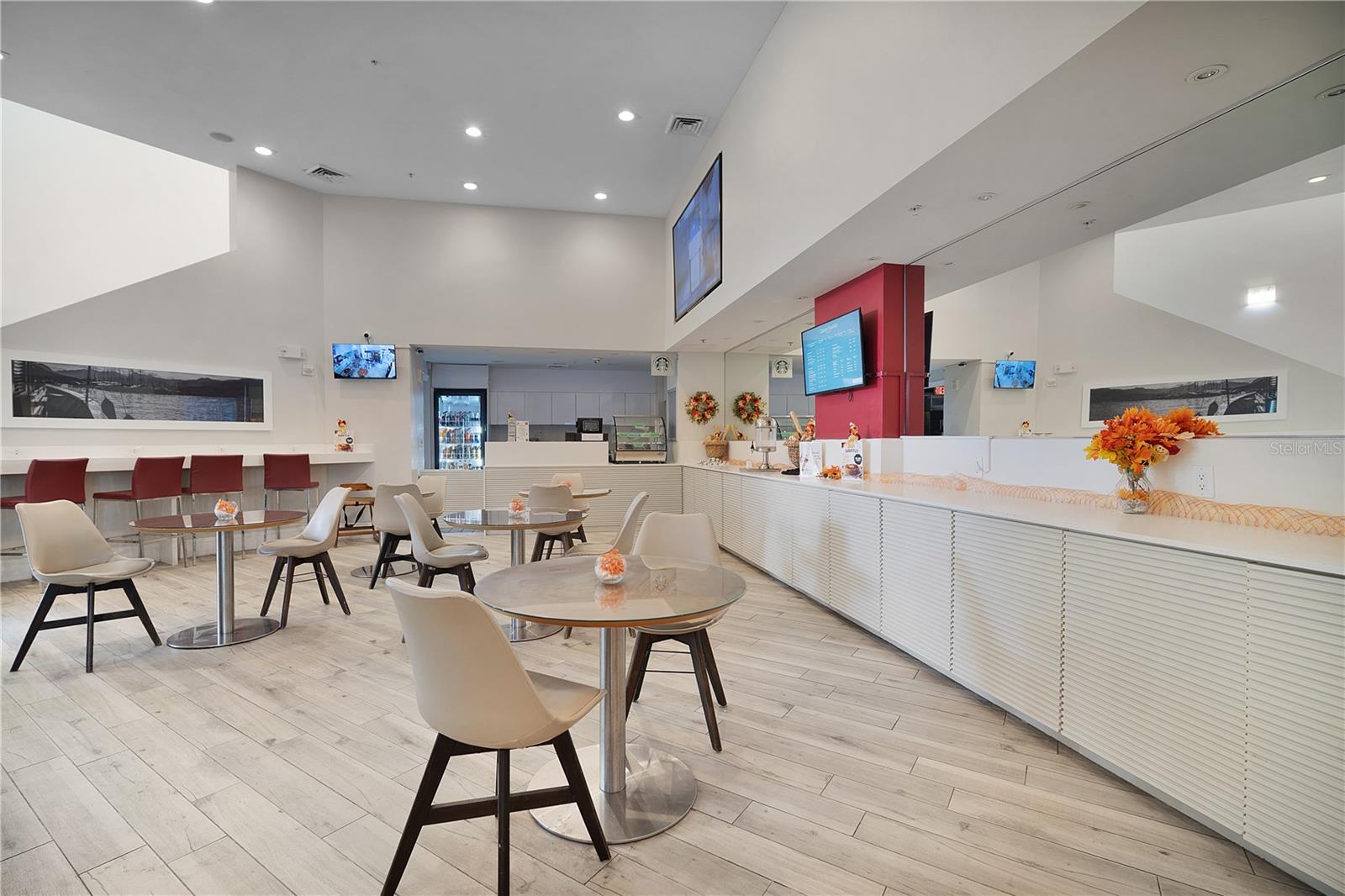 Image 26 of 28 For 7395 Universal Boulevard 1203