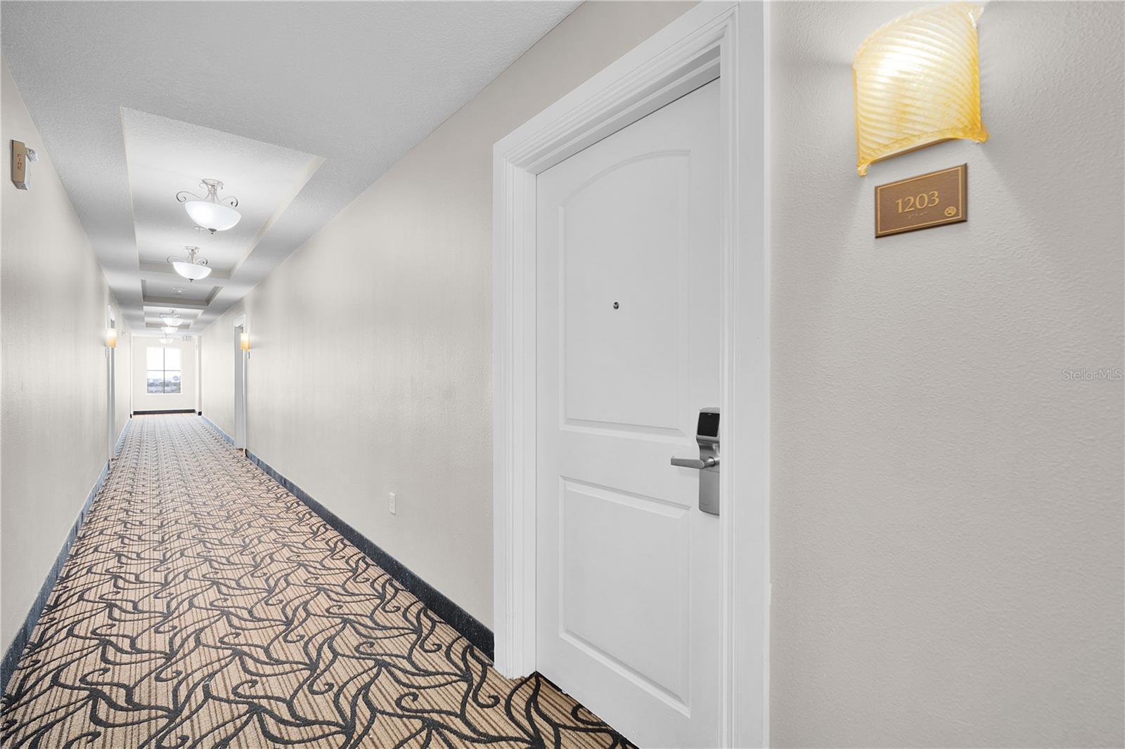 Image 5 of 28 For 7395 Universal Boulevard 1203