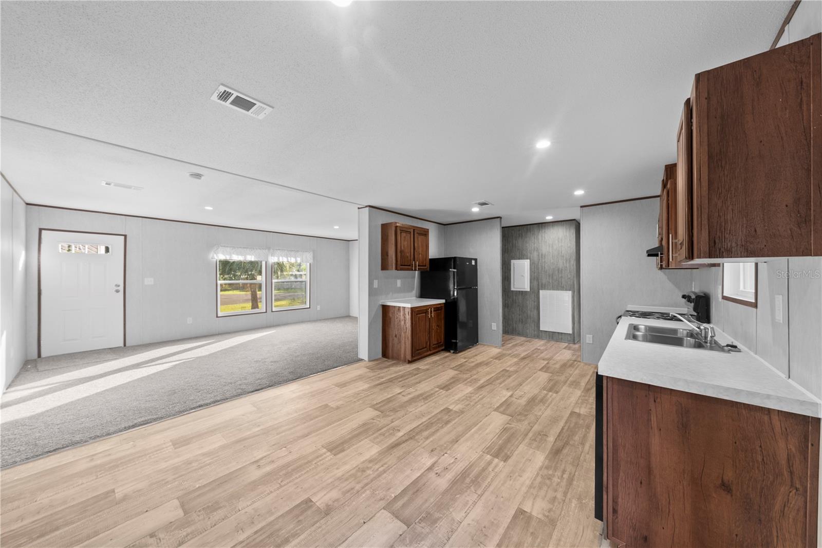 Image 10 of 31 For 9160 31st Avenue Road
