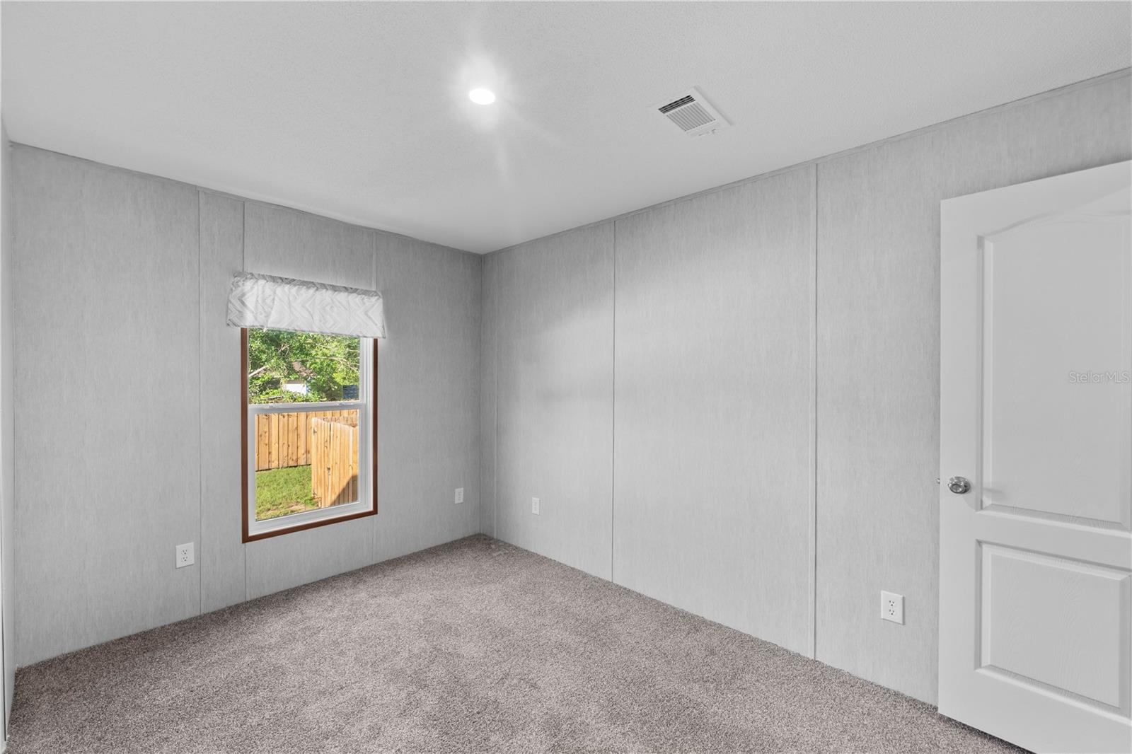 Image 24 of 31 For 9160 31st Avenue Road