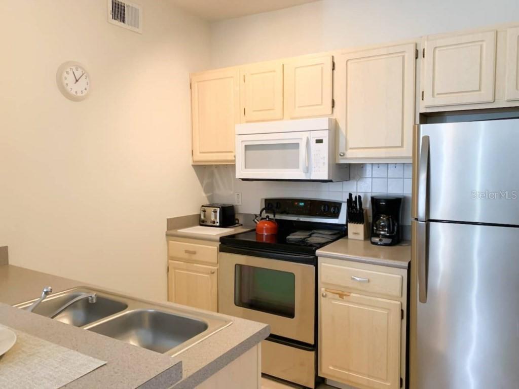 Image 2 of 14 For 8820 Dunes Court 301