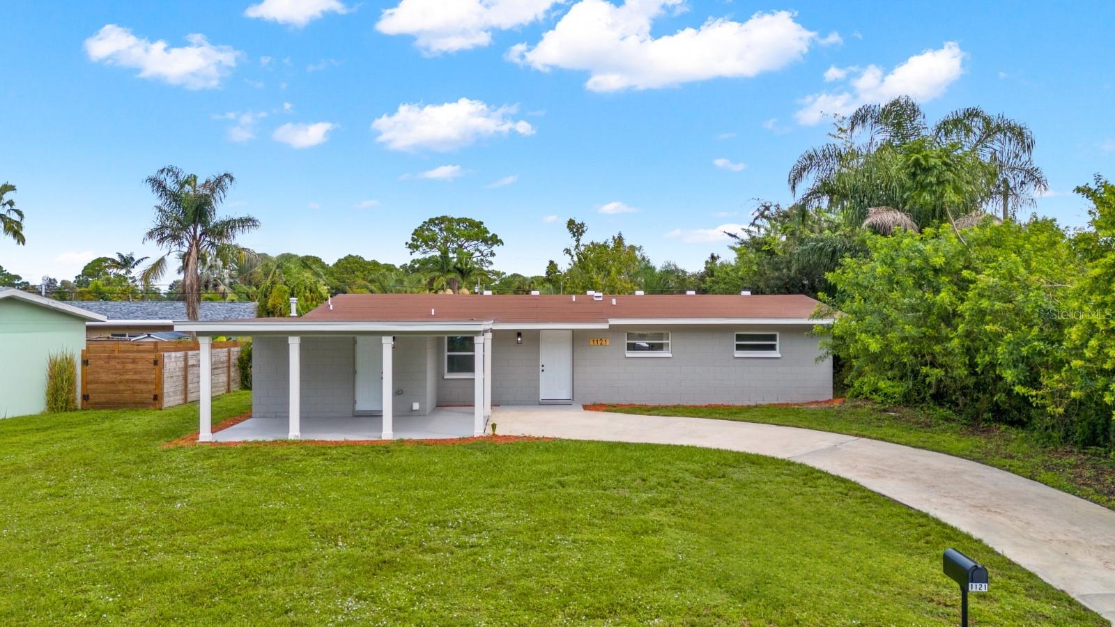 Image 4 of 20 For 1121 Martha Lee Avenue