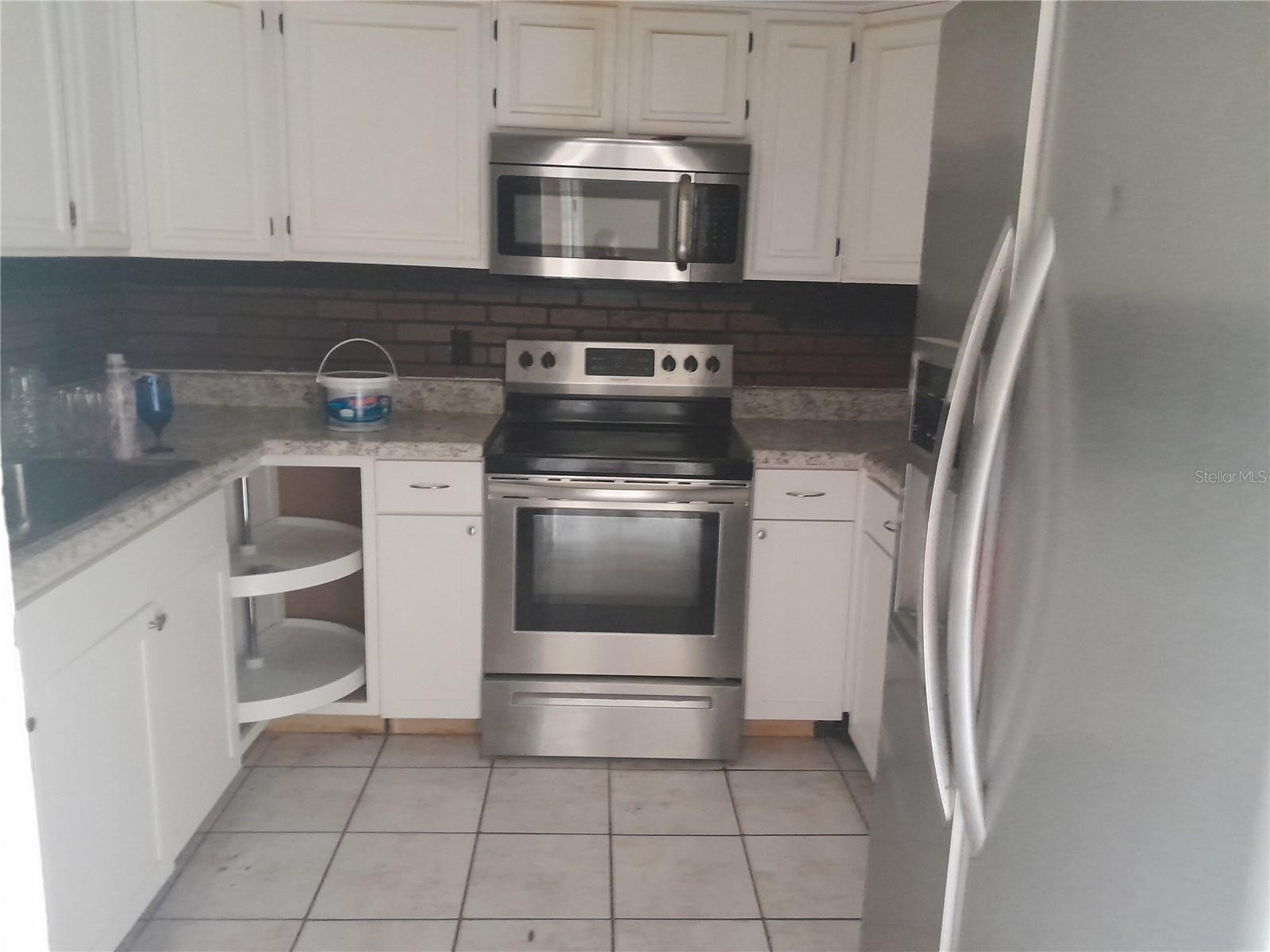 Image 7 of 20 For 2422 Chase Avenue