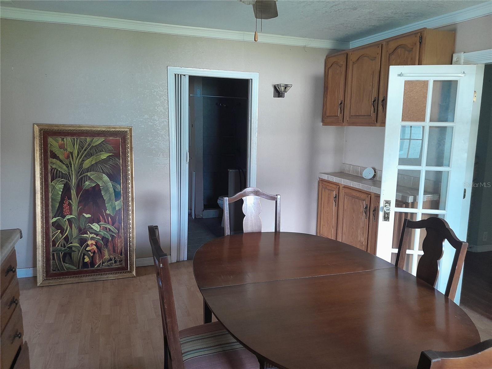 Image 8 of 20 For 2422 Chase Avenue
