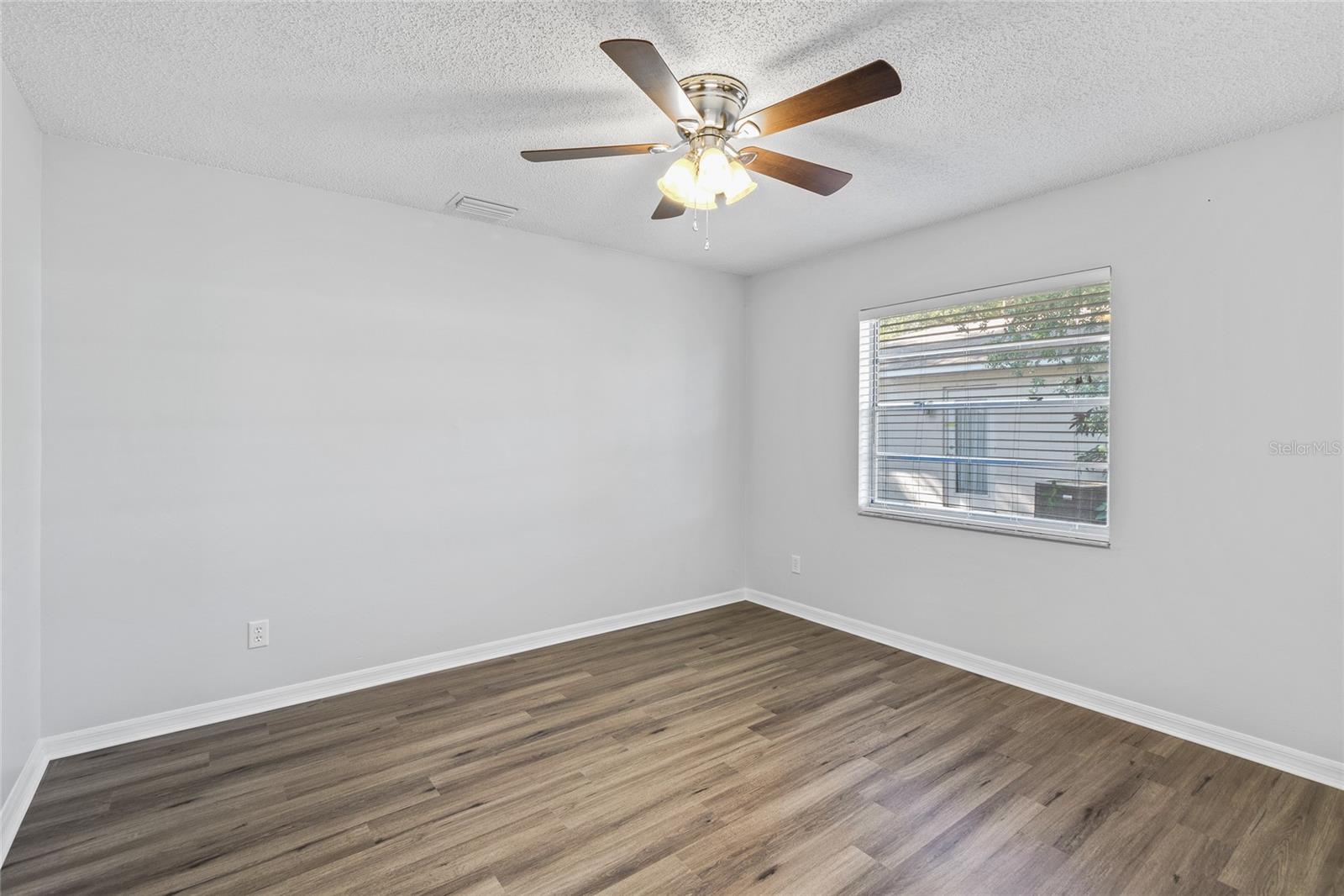Image 9 of 12 For 2711 Dellwood Drive