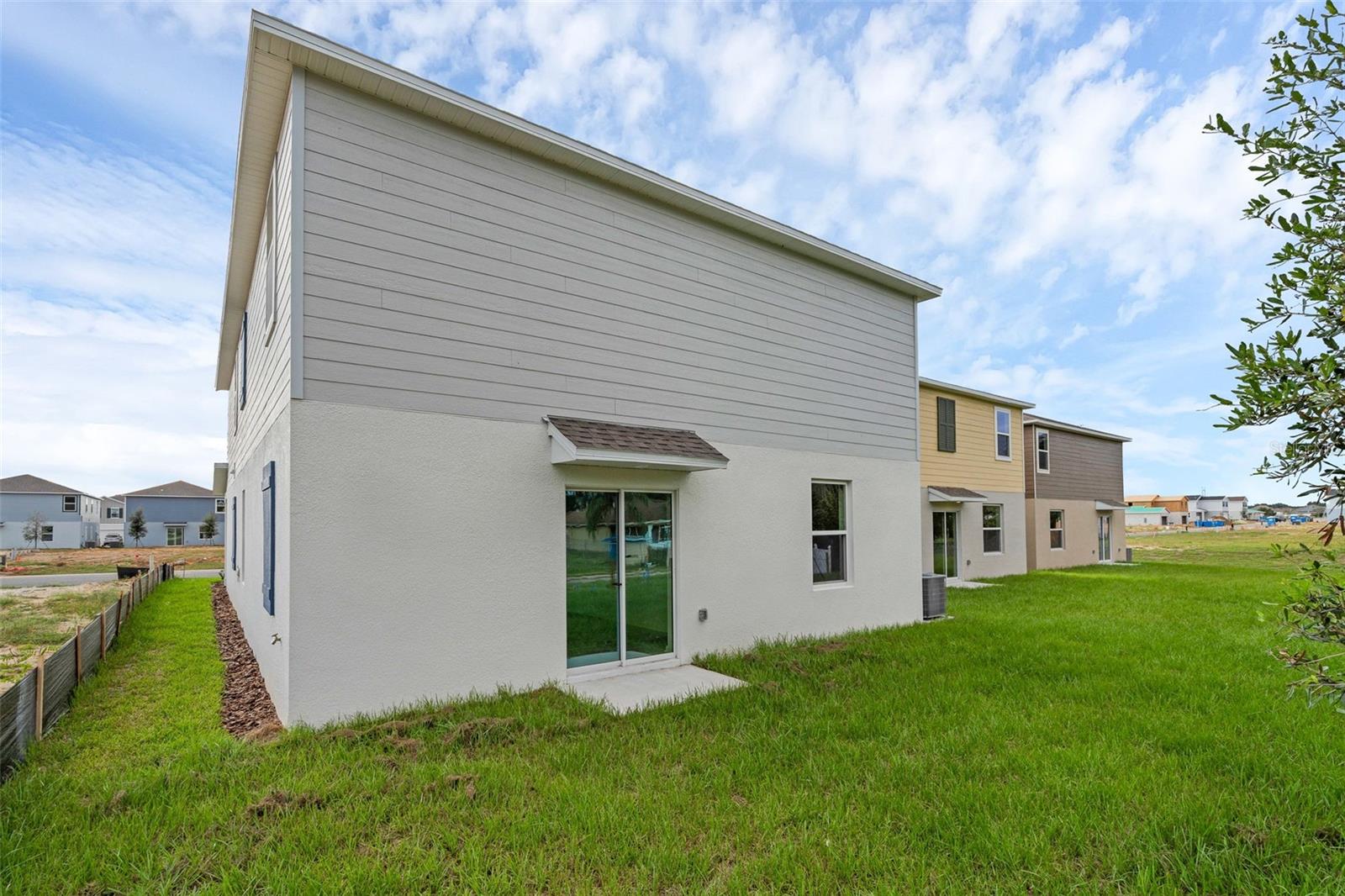 Image 20 of 24 For 5428 Meadow Walk Drive