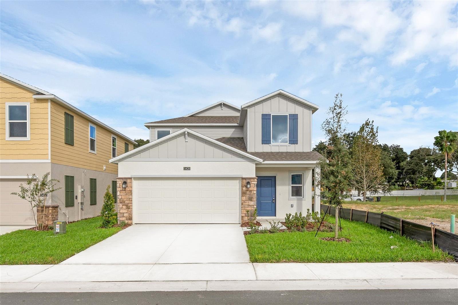 Image 3 of 24 For 5428 Meadow Walk Drive