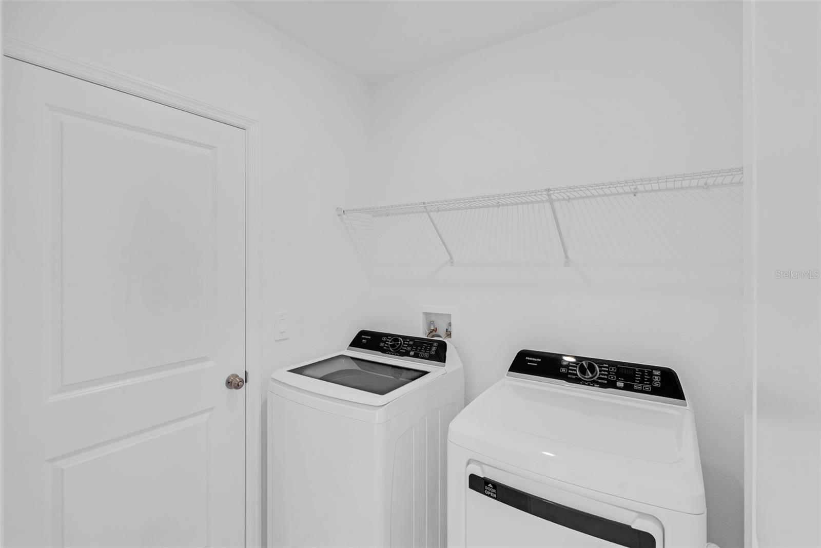 Image 9 of 24 For 5428 Meadow Walk Drive