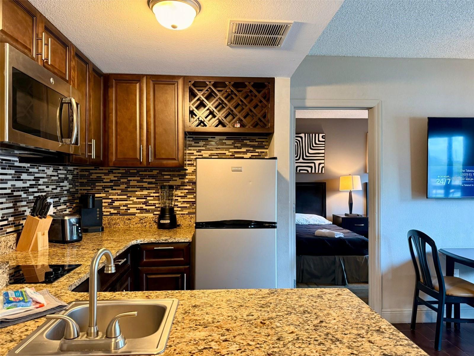 Image 3 of 18 For 6165 Carrier Drive 2203