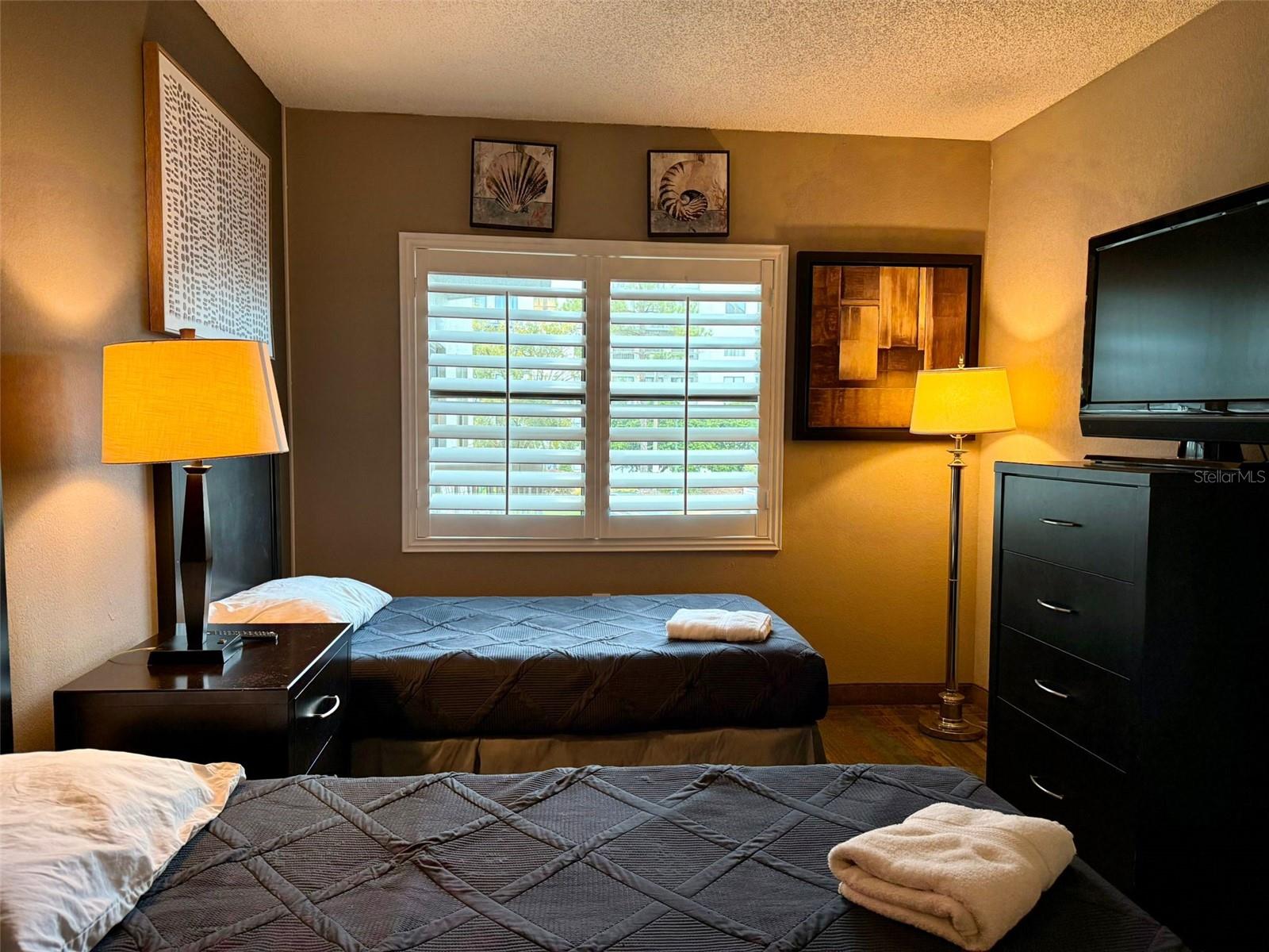 Image 6 of 18 For 6165 Carrier Drive 2203