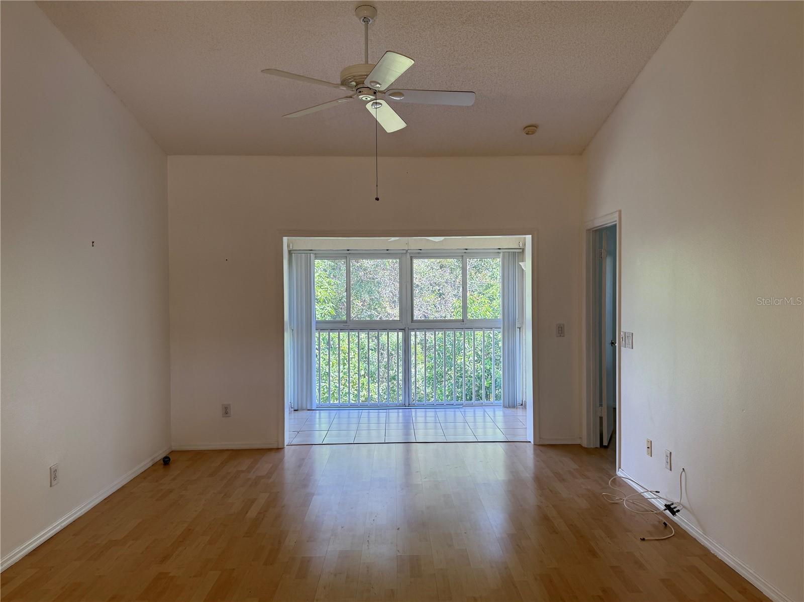 Image 10 of 21 For 13801 Timberland Drive 202