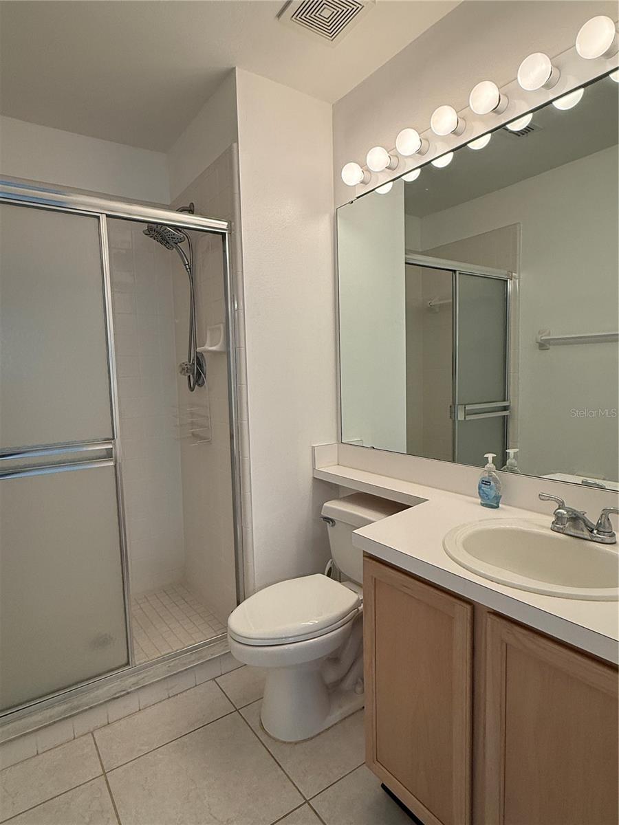 Image 16 of 21 For 13801 Timberland Drive 202