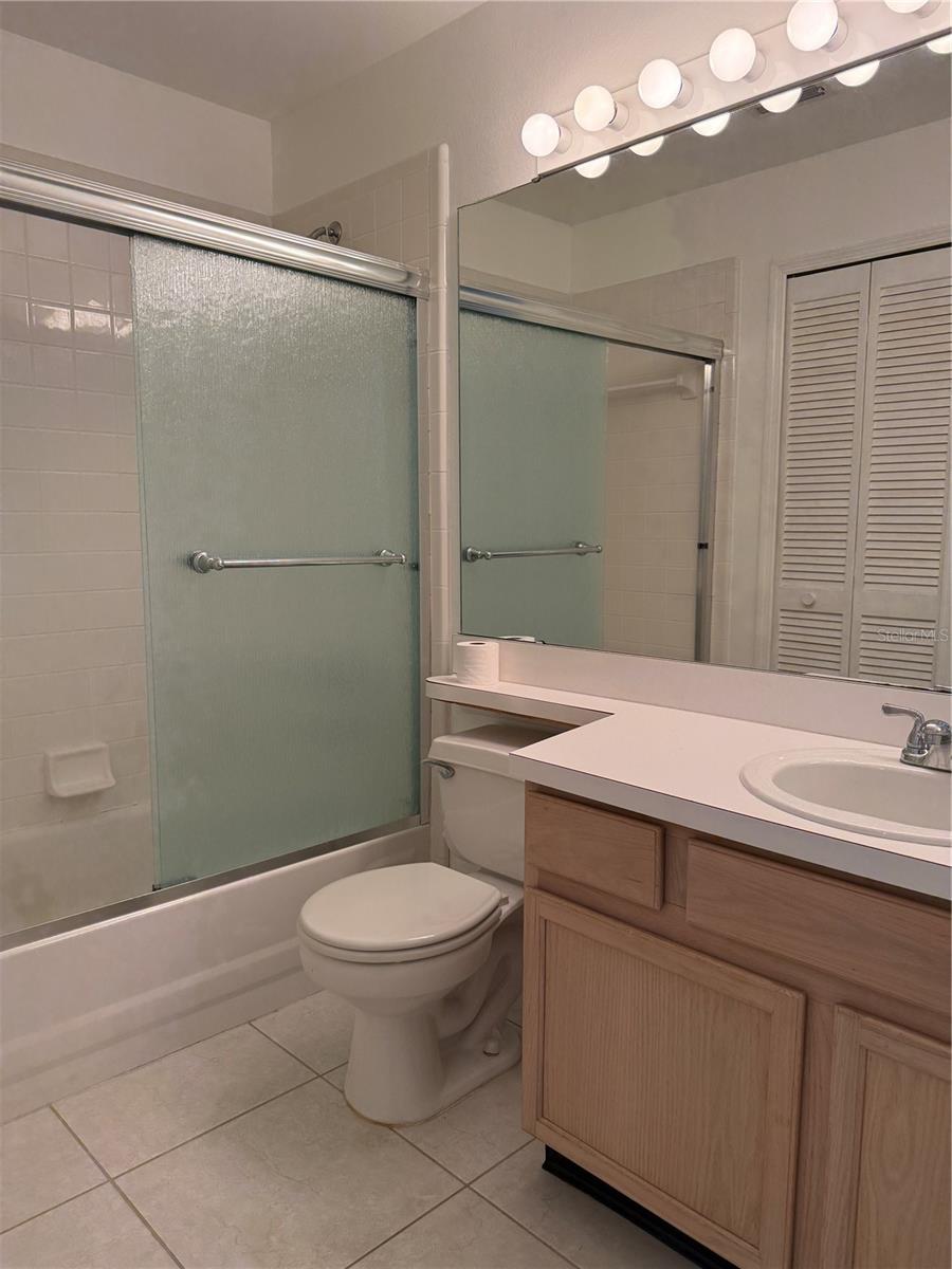 Image 19 of 21 For 13801 Timberland Drive 202