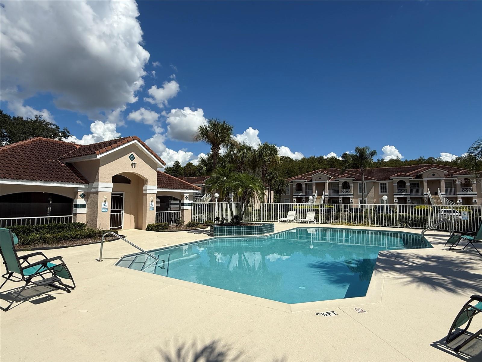 Image 21 of 21 For 13801 Timberland Drive 202