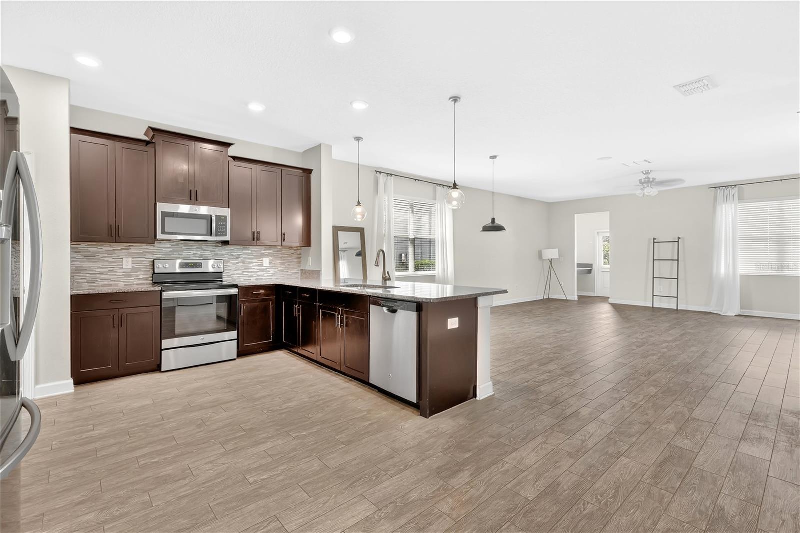 Image 10 of 45 For 11865 Ginsberg Place