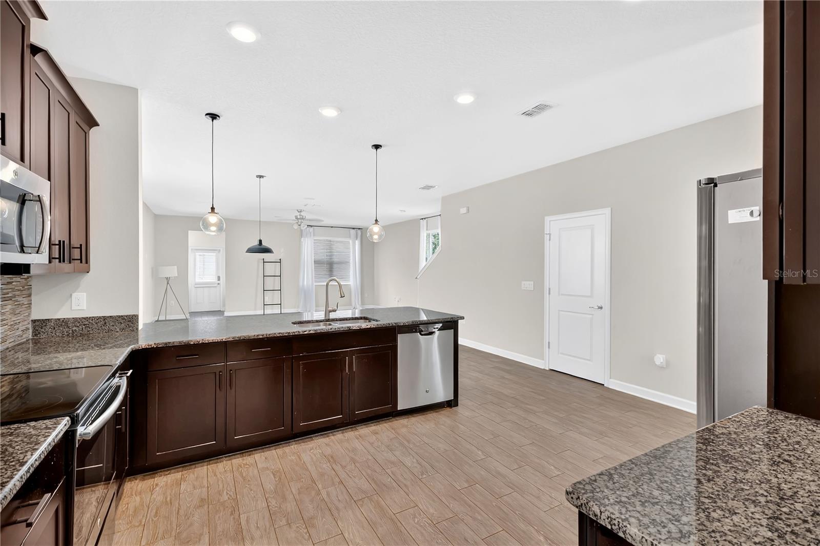 Image 5 of 45 For 11865 Ginsberg Place