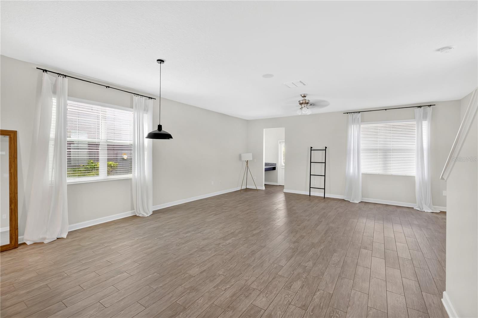 Image 8 of 45 For 11865 Ginsberg Place