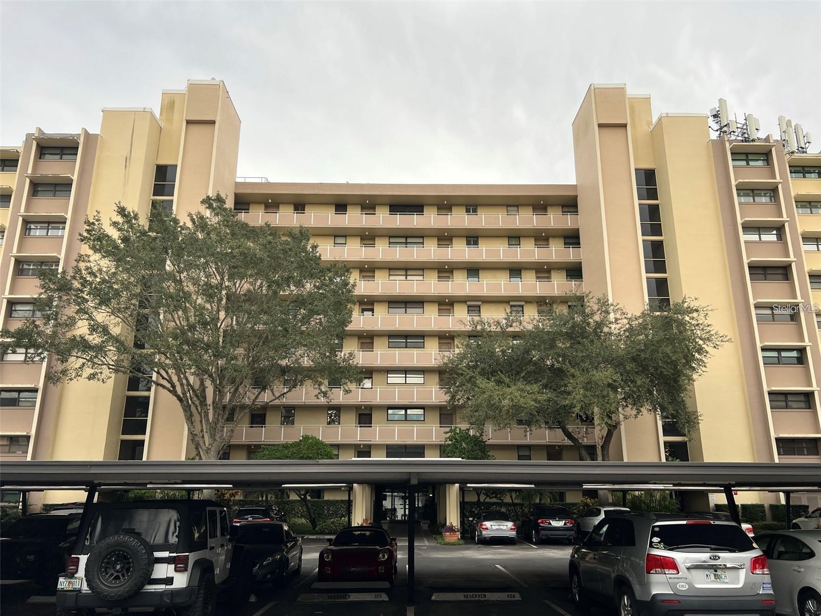 Image 2 of 15 For 1100 Orlando Avenue 208