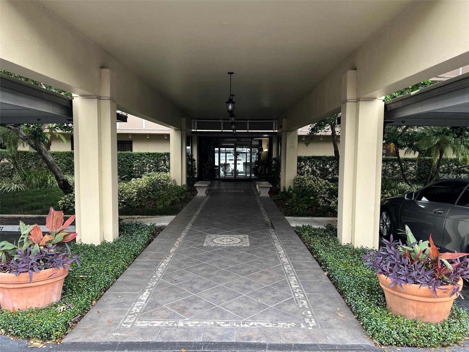 Image 3 of 15 For 1100 Orlando Avenue 208