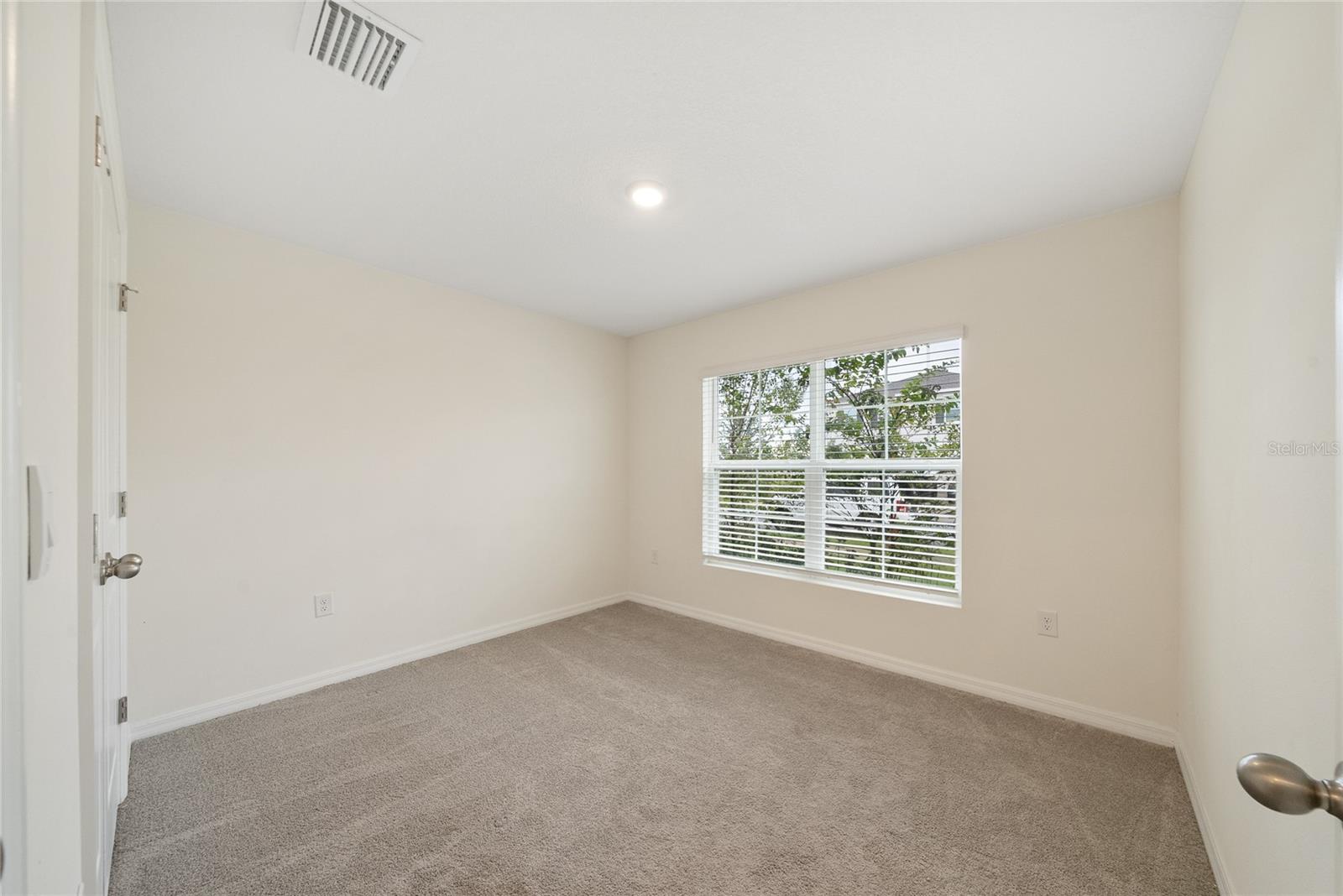 Image 12 of 42 For 5374 40th Circle