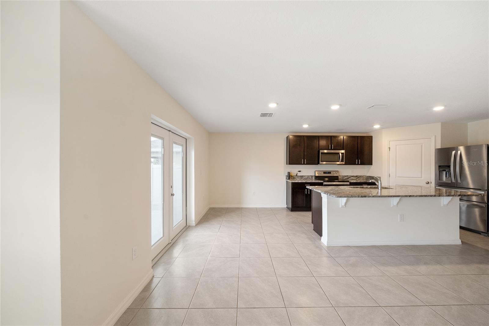 Image 19 of 42 For 5374 40th Circle