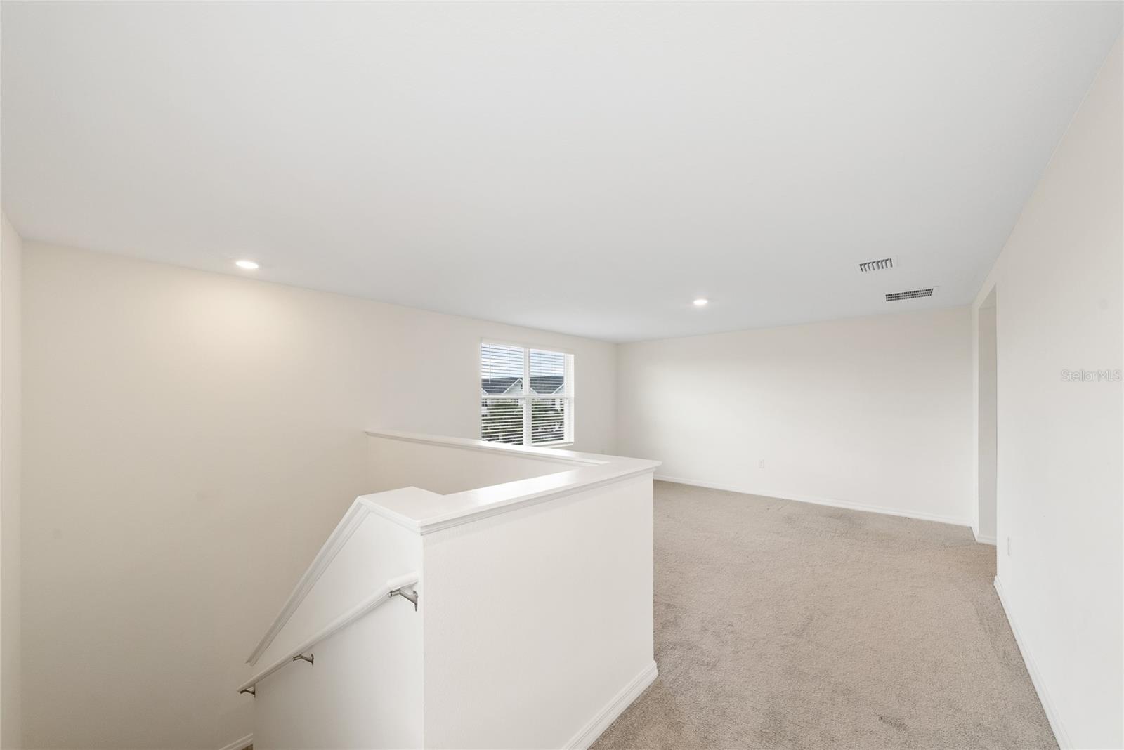 Image 23 of 42 For 5374 40th Circle