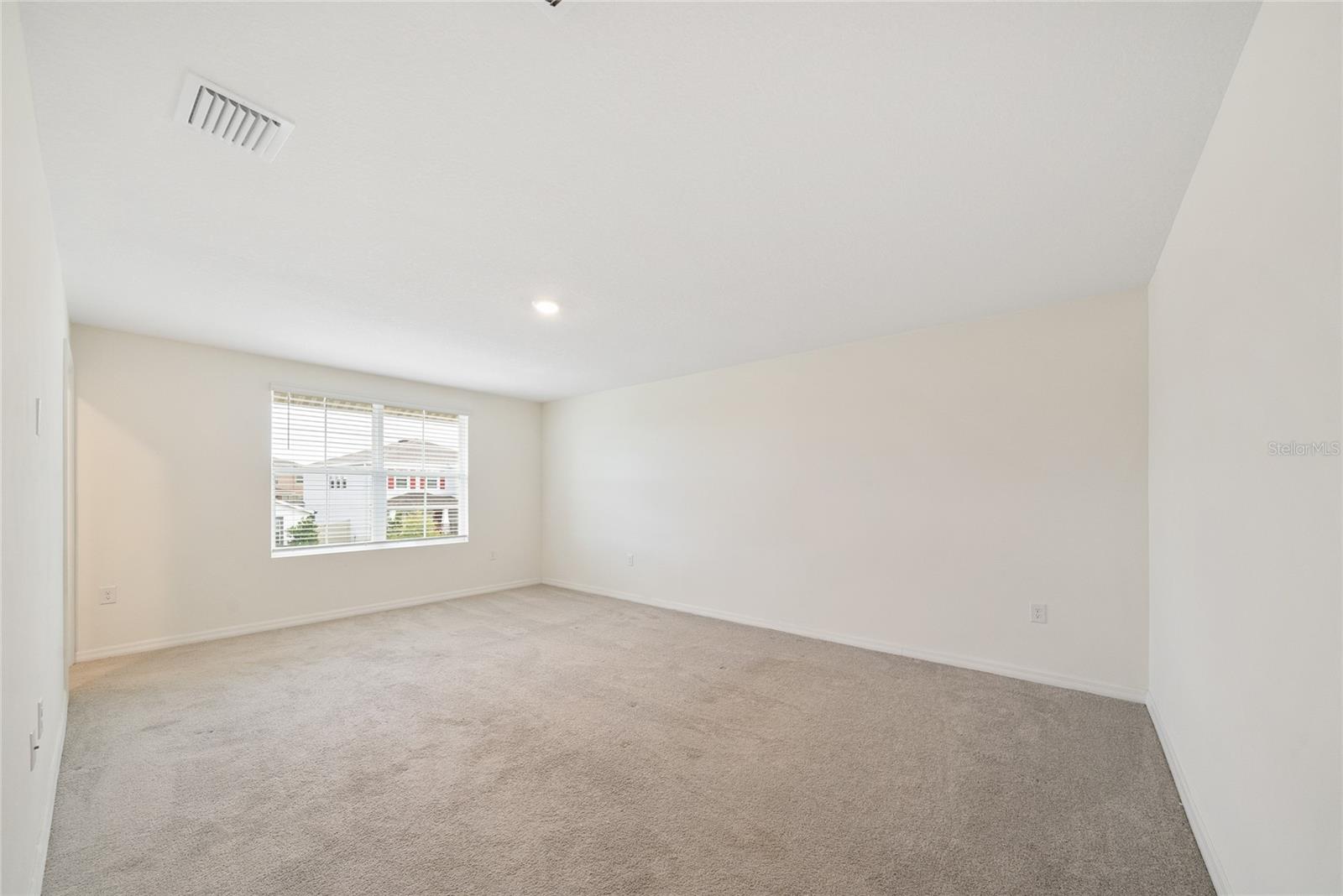 Image 26 of 42 For 5374 40th Circle