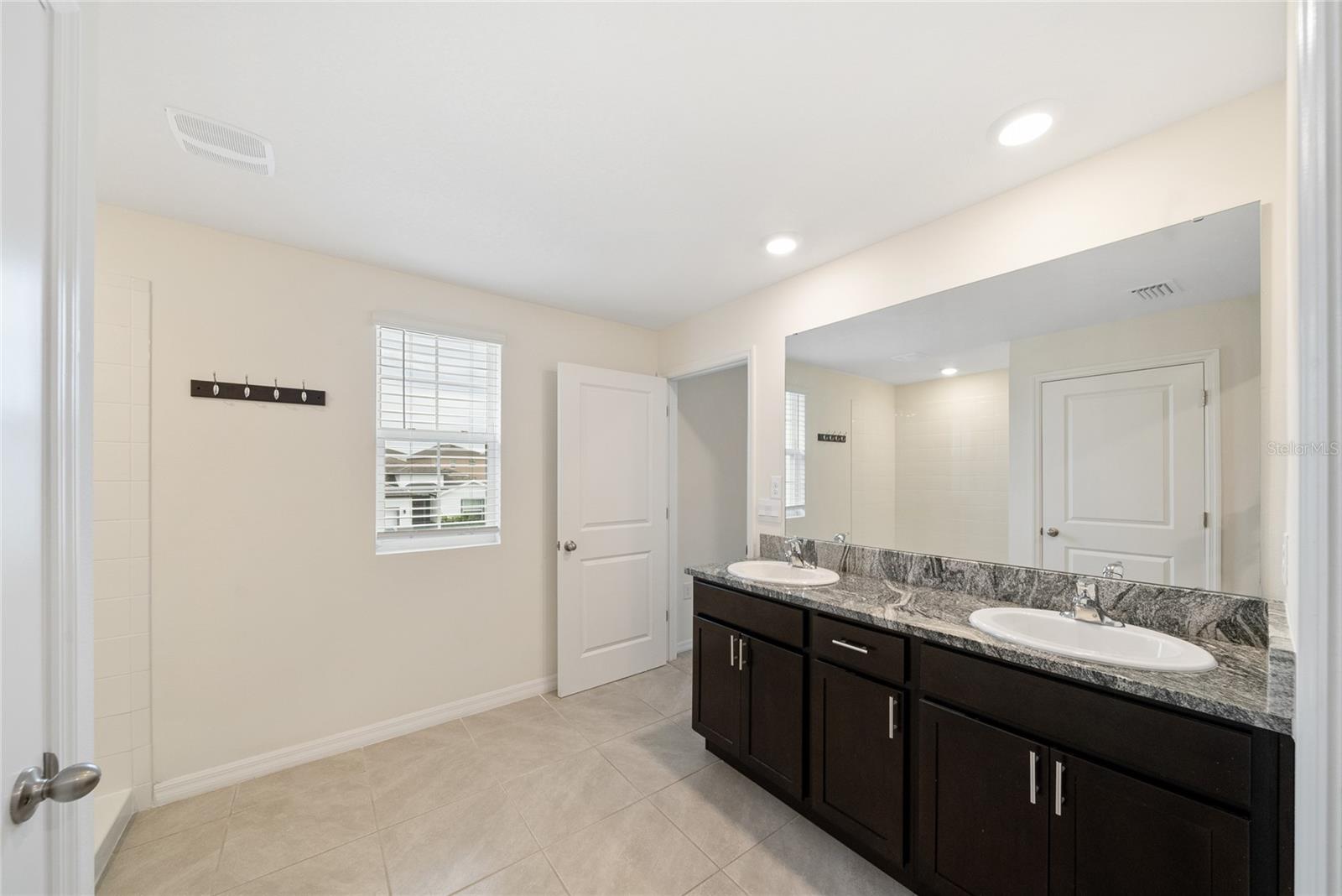 Image 29 of 42 For 5374 40th Circle