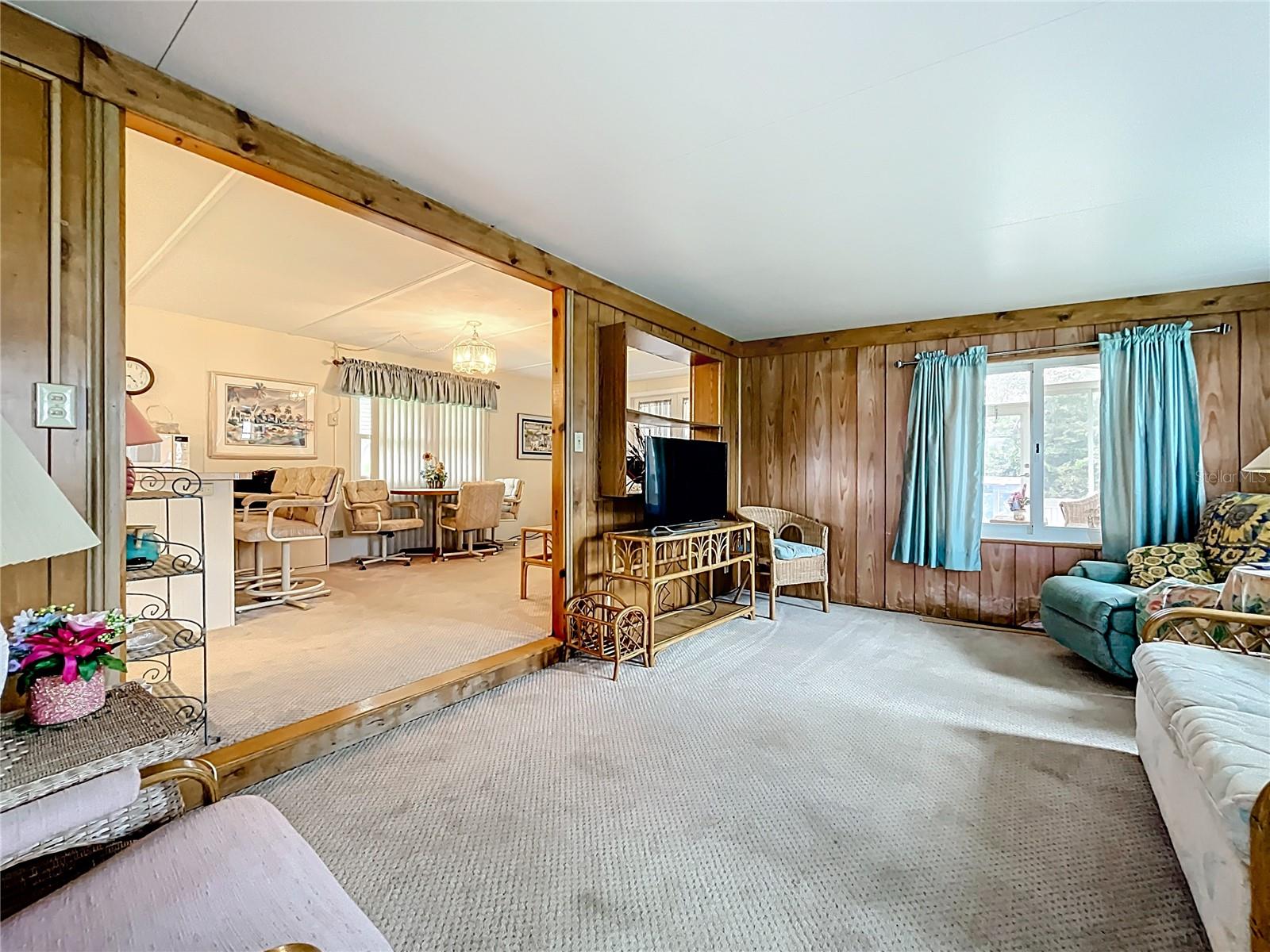 Image 13 of 55 For 25933 Zinnia Lane