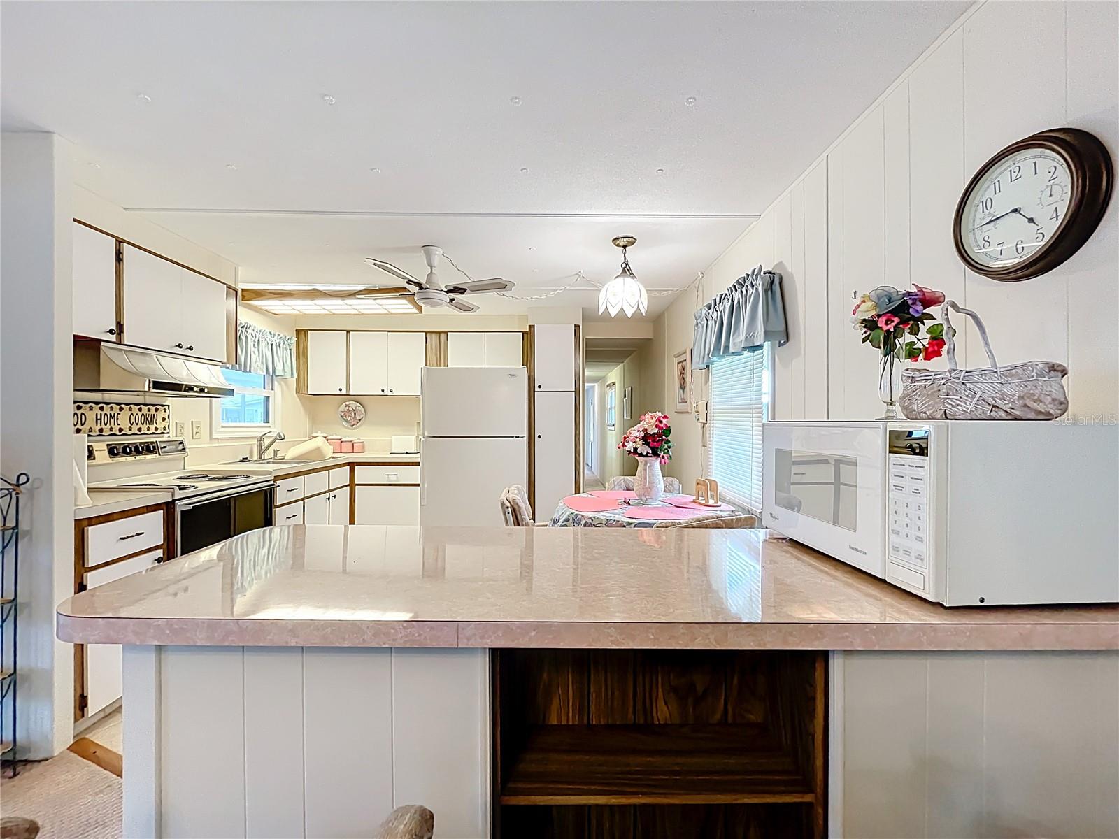 Image 19 of 55 For 25933 Zinnia Lane