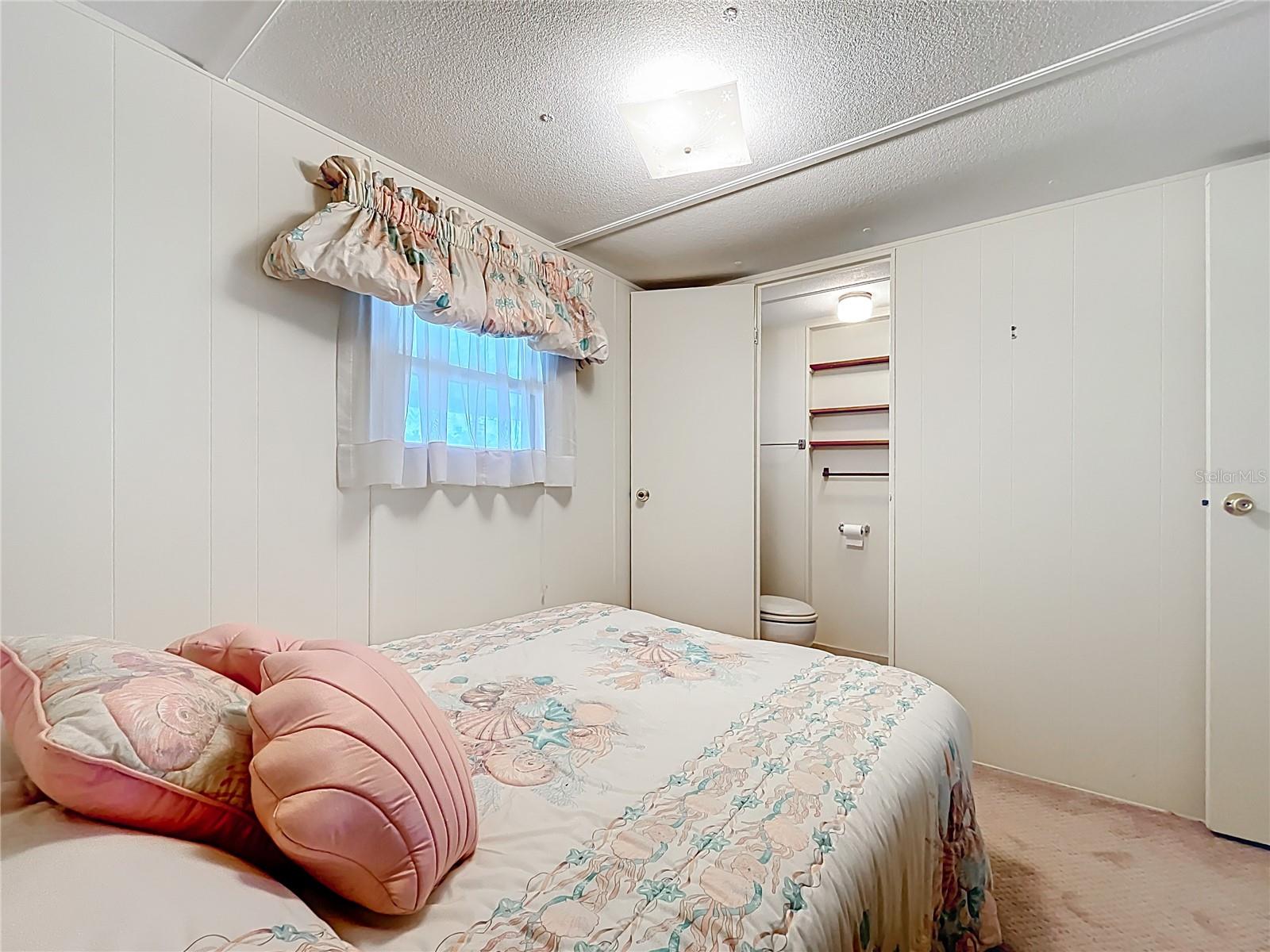 Image 23 of 55 For 25933 Zinnia Lane