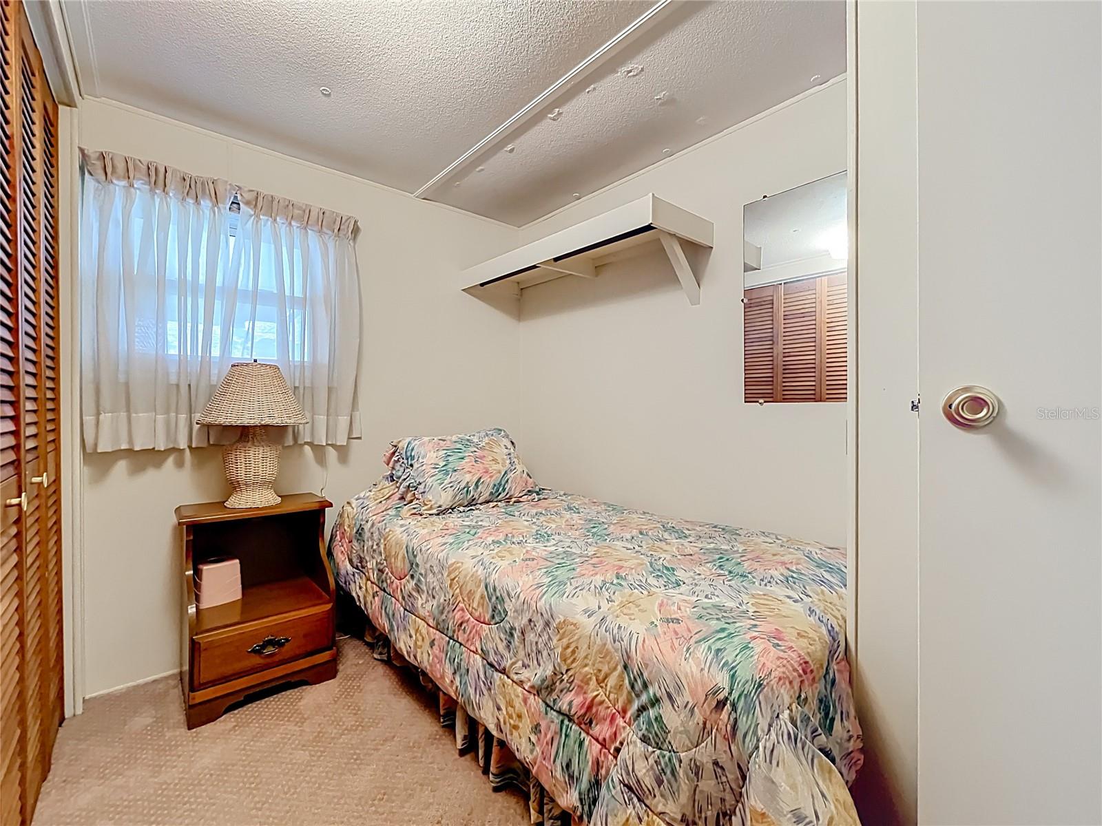 Image 29 of 55 For 25933 Zinnia Lane