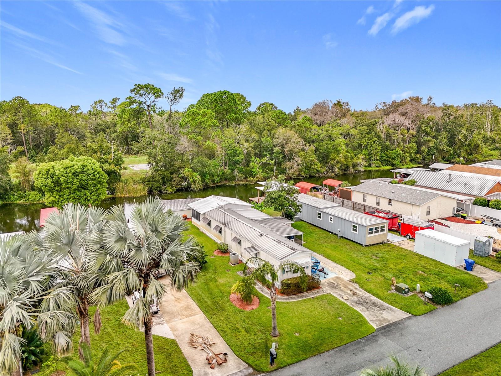 Image 7 of 55 For 25933 Zinnia Lane