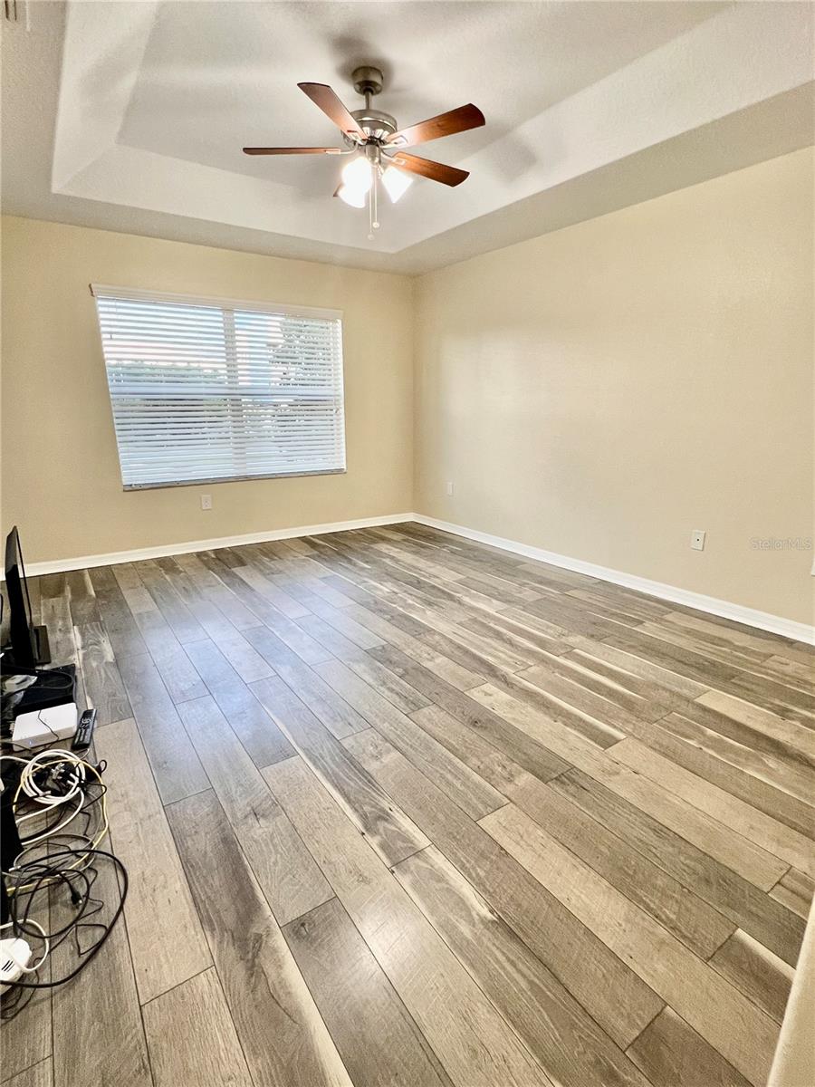 Image 23 of 27 For 10709 Savannah Landing Circle