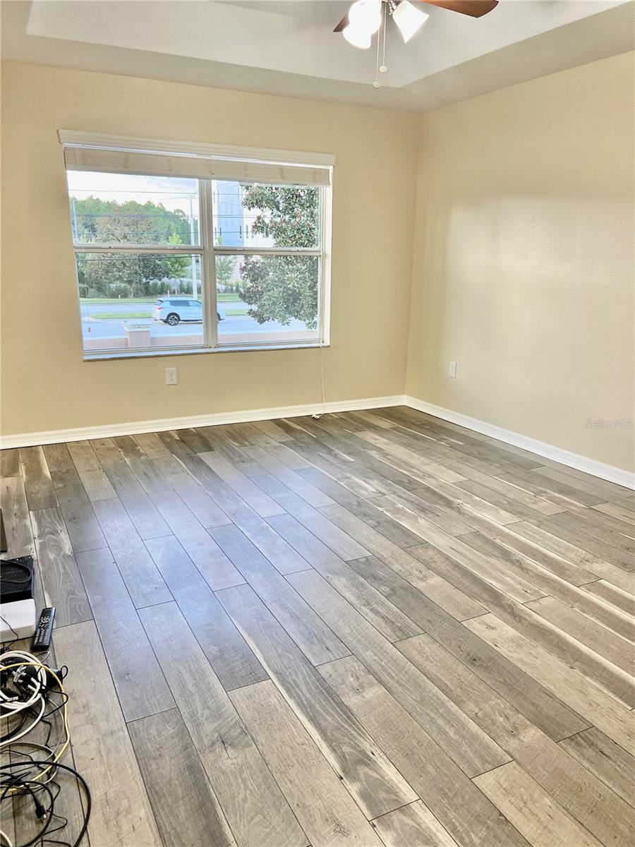 Image 24 of 27 For 10709 Savannah Landing Circle