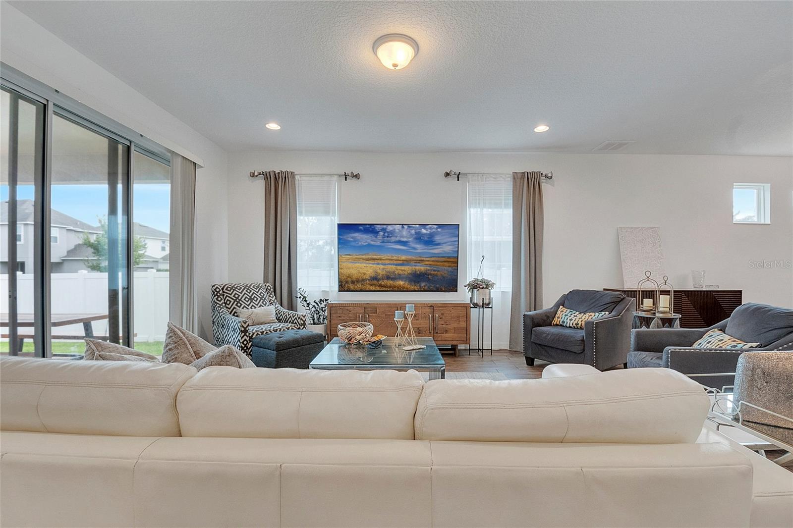 Image 22 of 77 For 15007 Black Scoter Drive