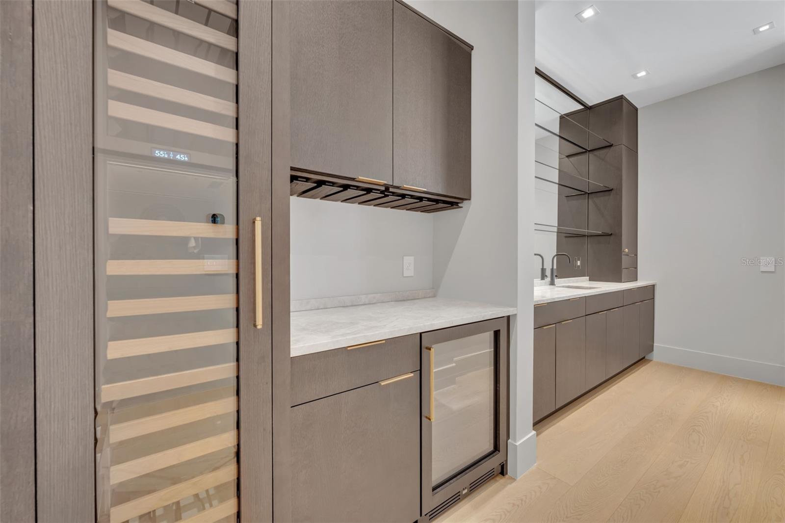 Image 13 of 62 For 550 Palmer Avenue