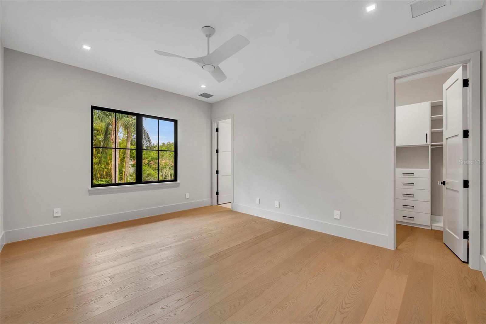 Image 44 of 62 For 550 Palmer Avenue