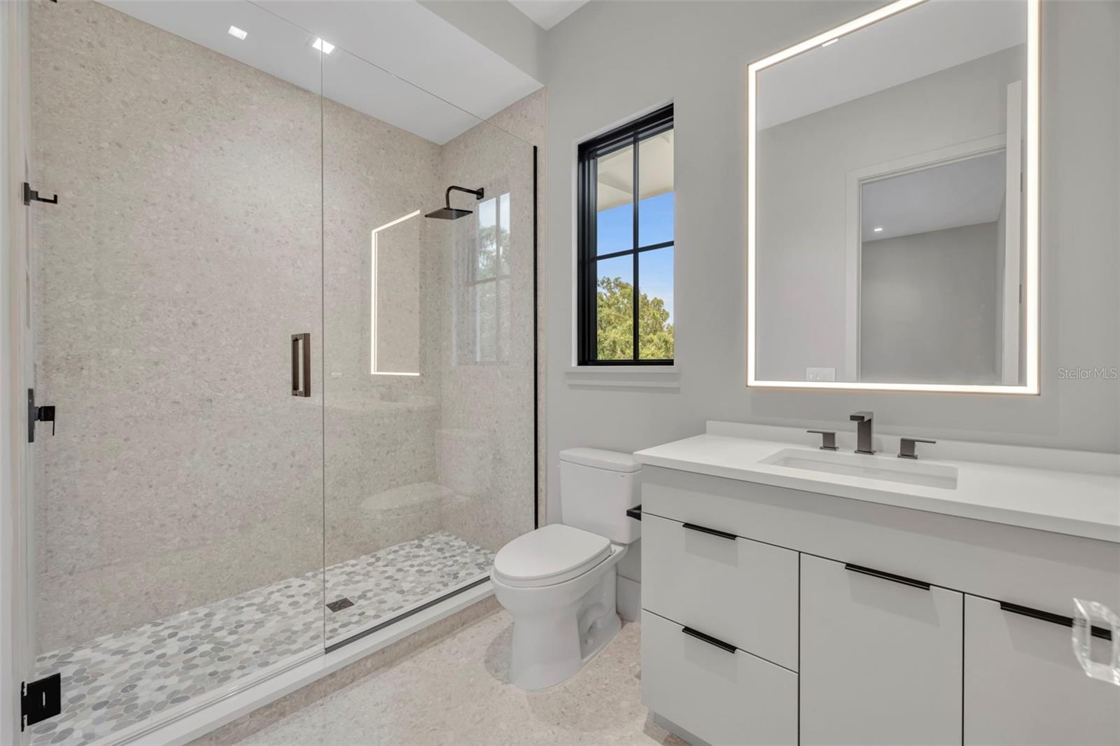 Image 47 of 62 For 550 Palmer Avenue