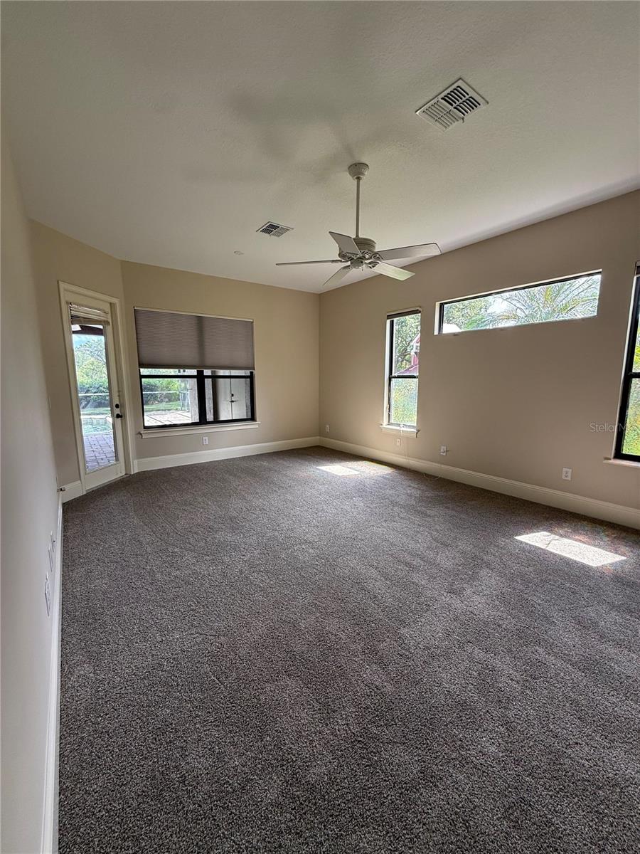 Image 14 of 42 For 708 Palenci Court