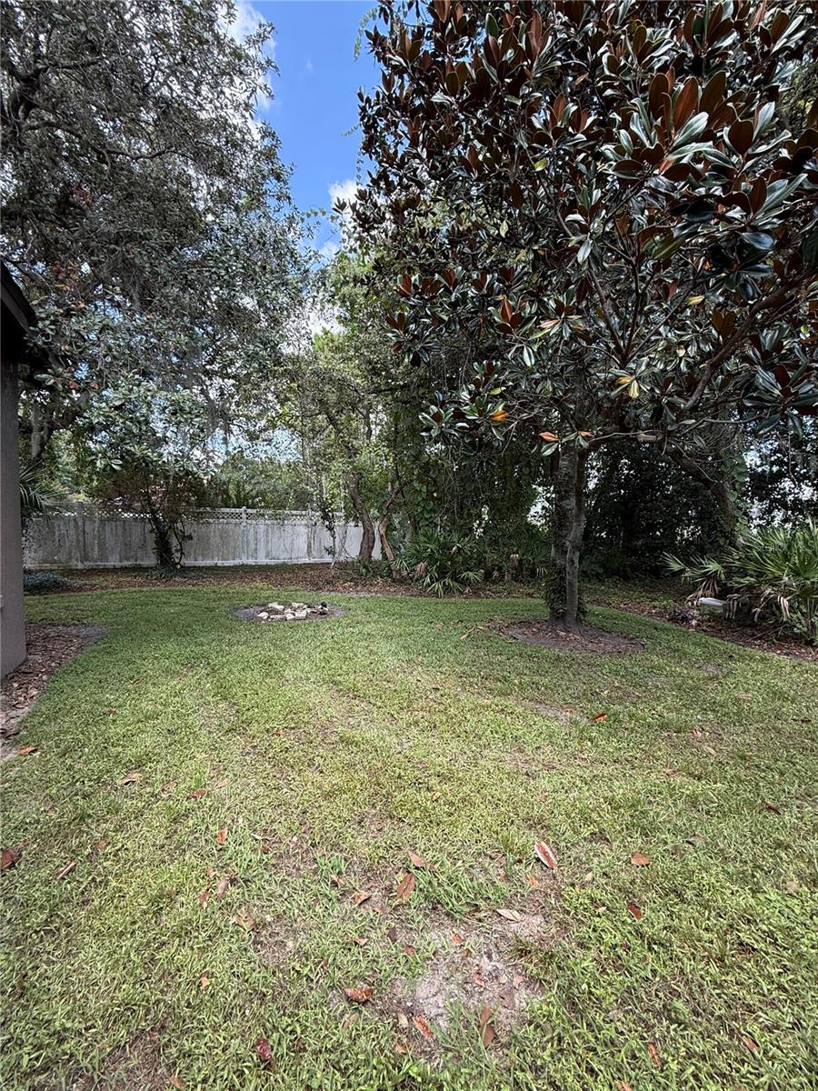 Image 32 of 42 For 708 Palenci Court