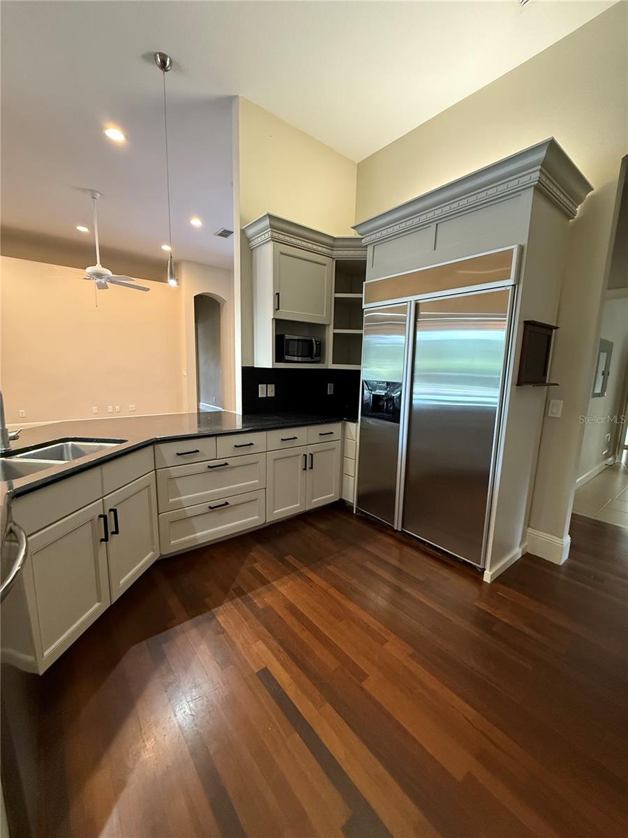 Image 7 of 42 For 708 Palenci Court