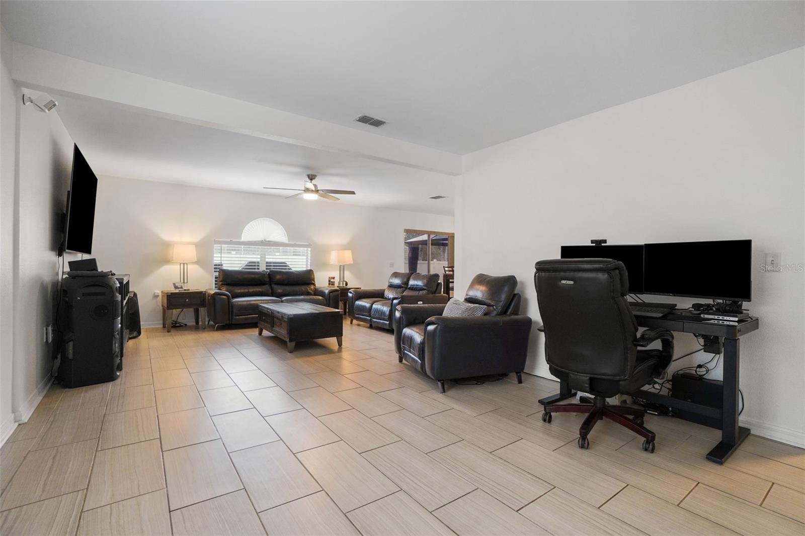Image 12 of 40 For 3020 Norvell Court