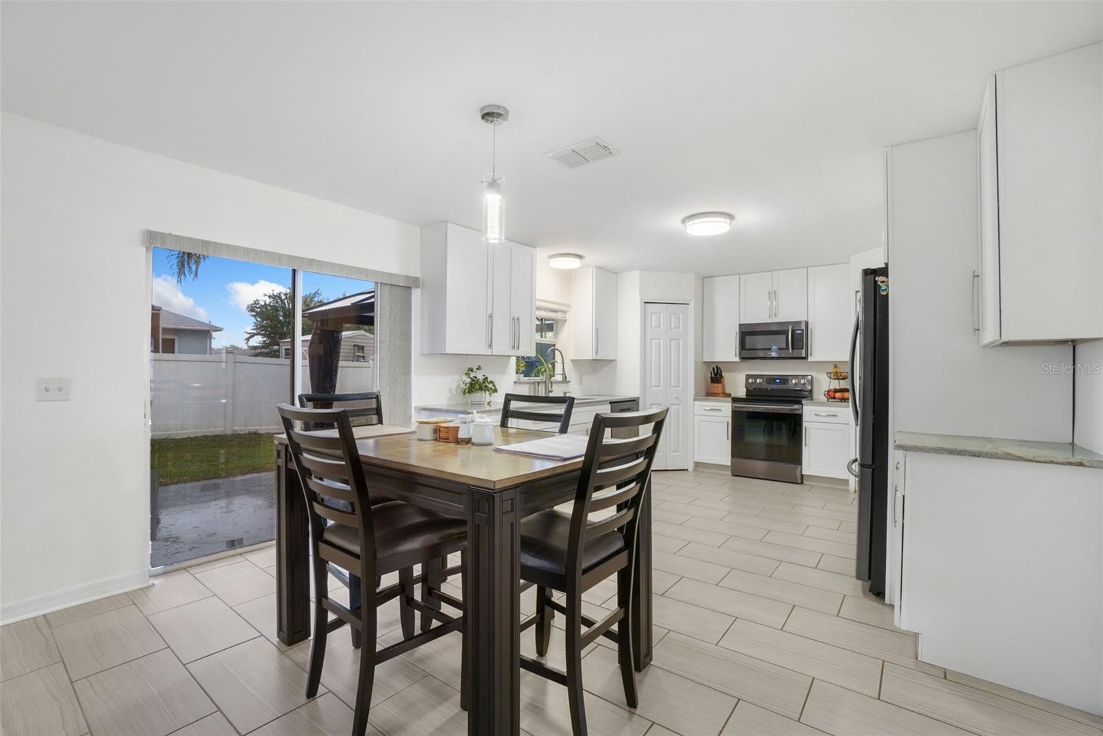 Image 13 of 40 For 3020 Norvell Court