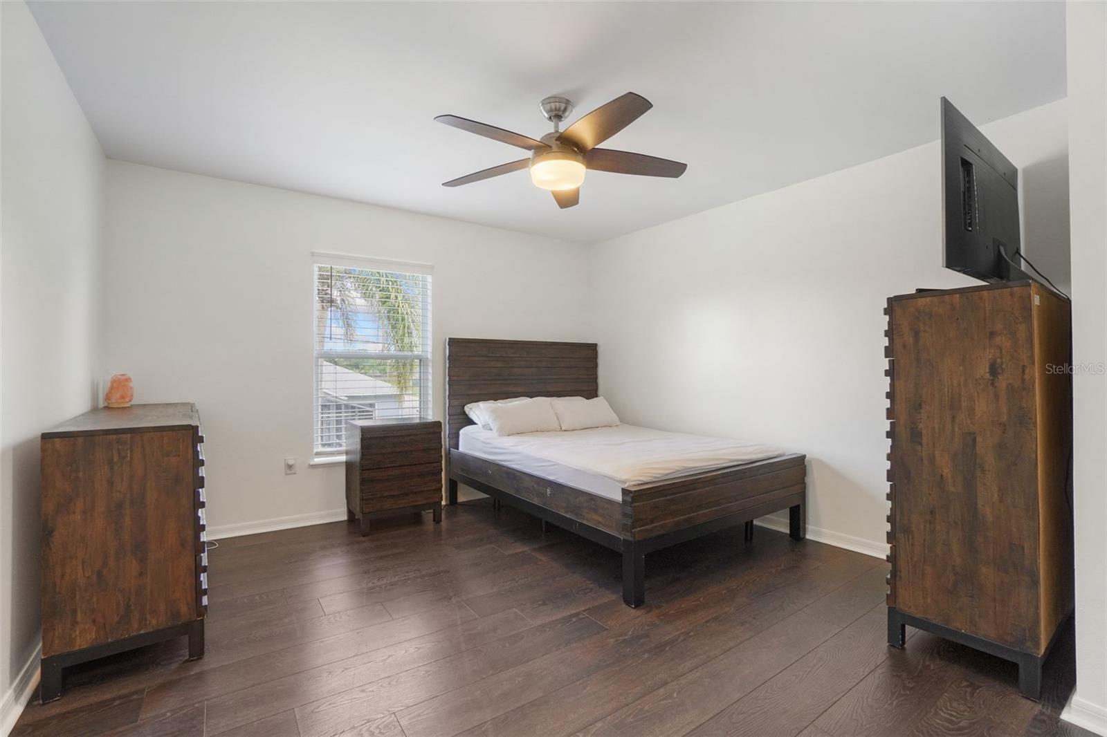 Image 31 of 40 For 3020 Norvell Court